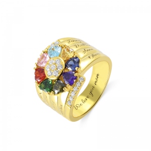 Personalized 8 Heart Birthstone Ring in Gold