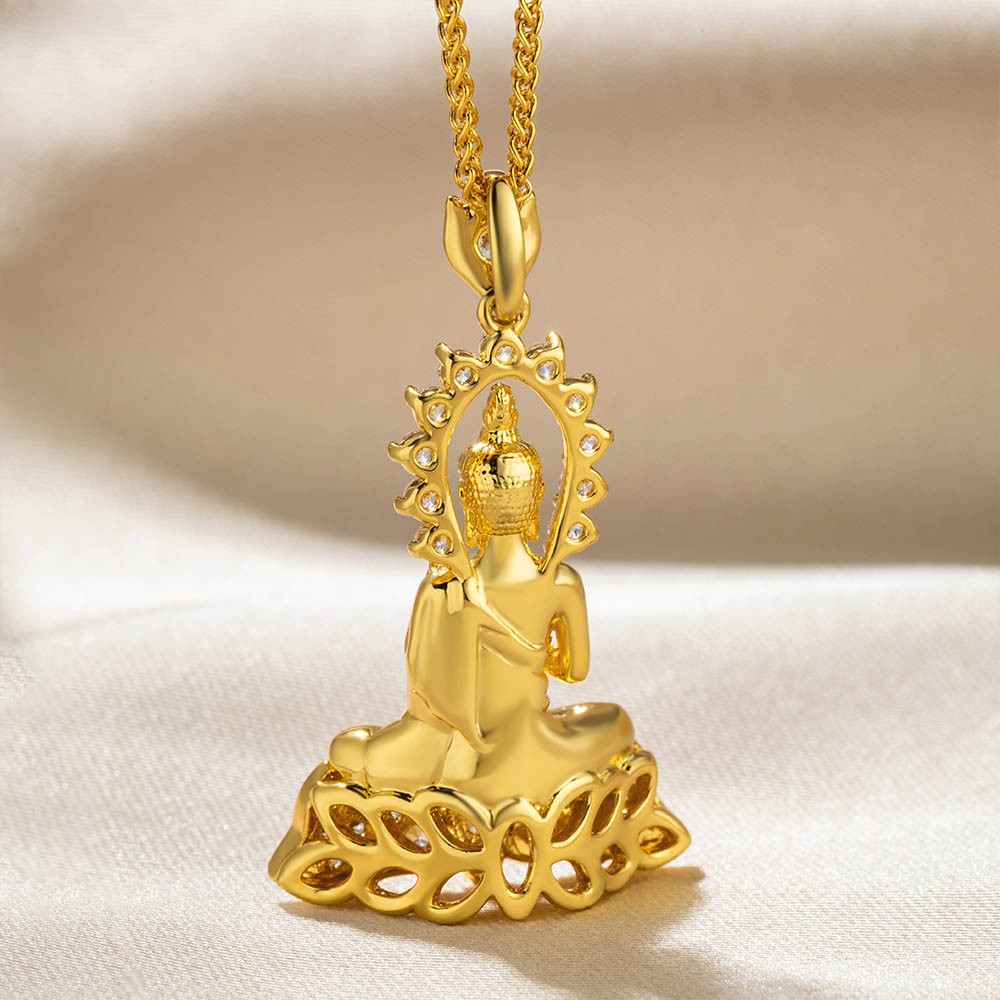 18k vergoldete Buddha Charm Halskette, Buddha Anhänger, Meditation Yoga Halskette, Geschenk für Mama/Oma/Yoga geliebt