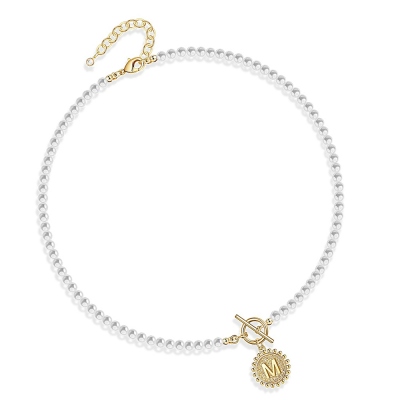 Collier de perles initiales personnalisées, collier ras du cou en perles de coquillage avec pendentif en acier inoxydable, bijoux en perles rétro, cadeau pour maman/épouse/amis/femmes
