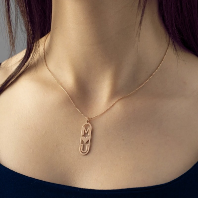 Personalisierte Halskette mit zwei Großbuchstaben und Herz, benutzerdefinierte vertikale Paar-/Freundschaftskette, Geburtstag/Jahrestag/Valentinstag-Geschenk für sie