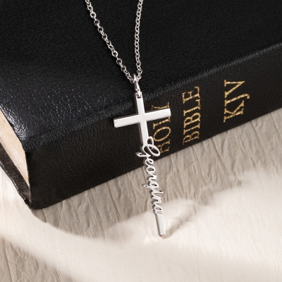 Personalisierte Kreuz-Namenskette, Sterling Silber 925, personalisierter Namensschmuck, Kruzifix-Halskette, Geschenk zur Taufe/Erstkommunion