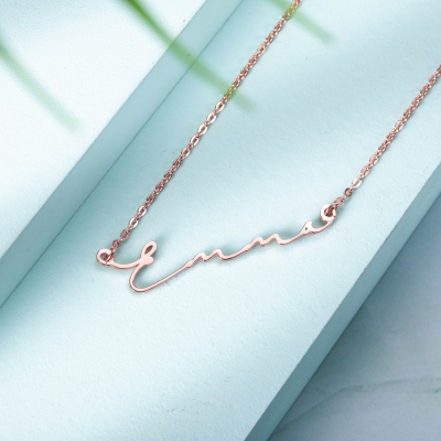 Personalized Minimalist Name Necklace in Rose Gold