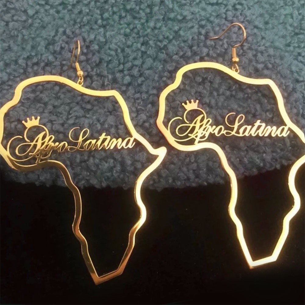 Boucles d'oreilles personnalisées de carte d'Afrique de nom, boucles d'oreilles de cerceau personnalisées avec le nom de couronne, pour le cadeau de Noël/anniversaire/ethnique/Saint-Valentin