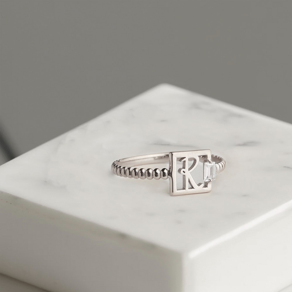 Anello con lettera personalizzata Birthstone, piccolo anello, anello quadrato minimalista, anello con lettera magro, regalo per lei/ragazza