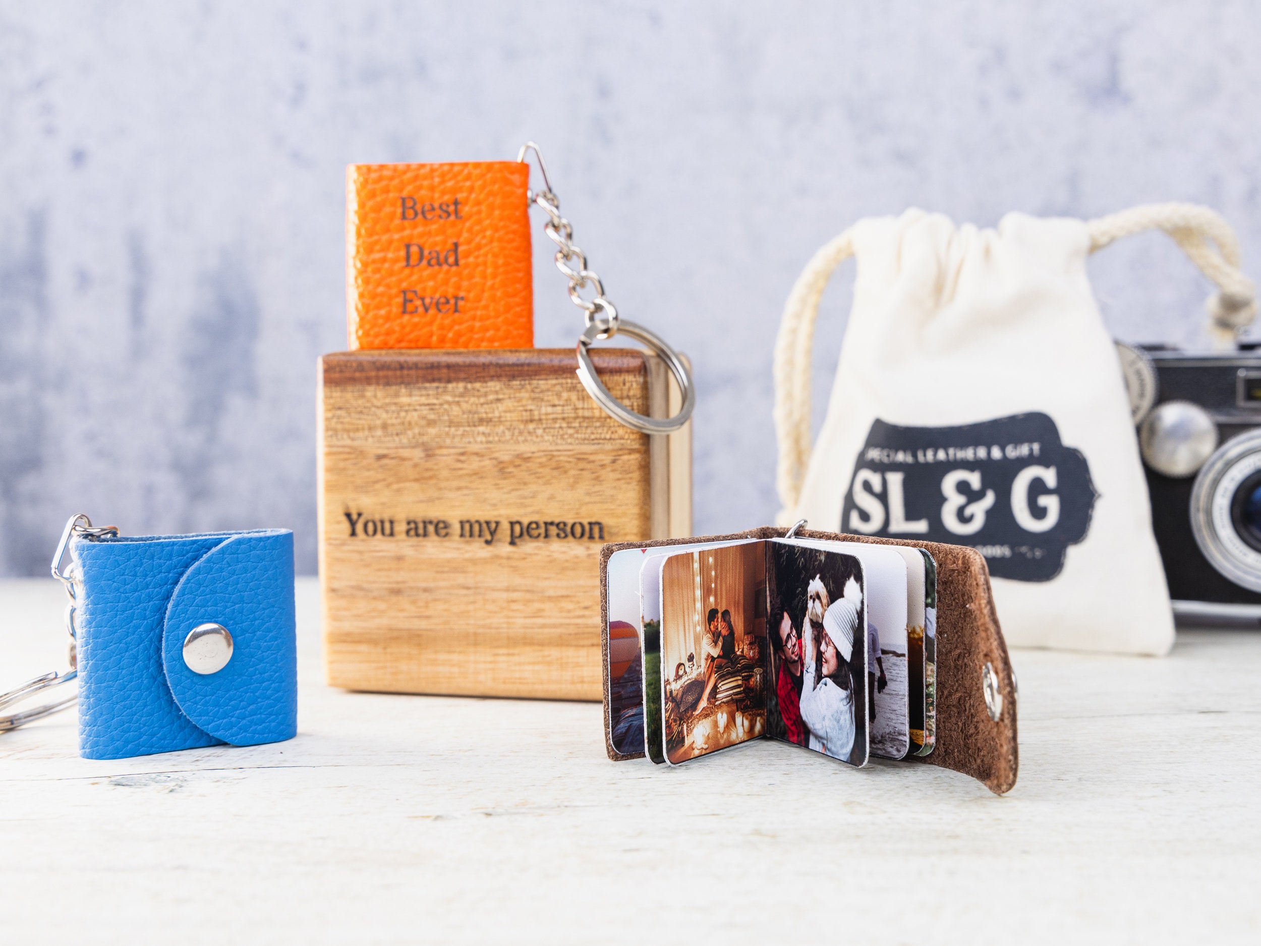 Personalized Leather Photo Album Keychain, Custom Memorial Keyring, Christmas Gift, Anniversary Gifts, Couples Gift, Gift for Her