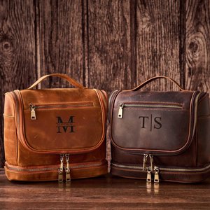 Personalized Groomsmen Gift,Waterproof Leather Toiletry Bag, Hanging Leather Dopp Kit, Men's Shaving Kit, Groomsman Gift, Christmas Day Gift