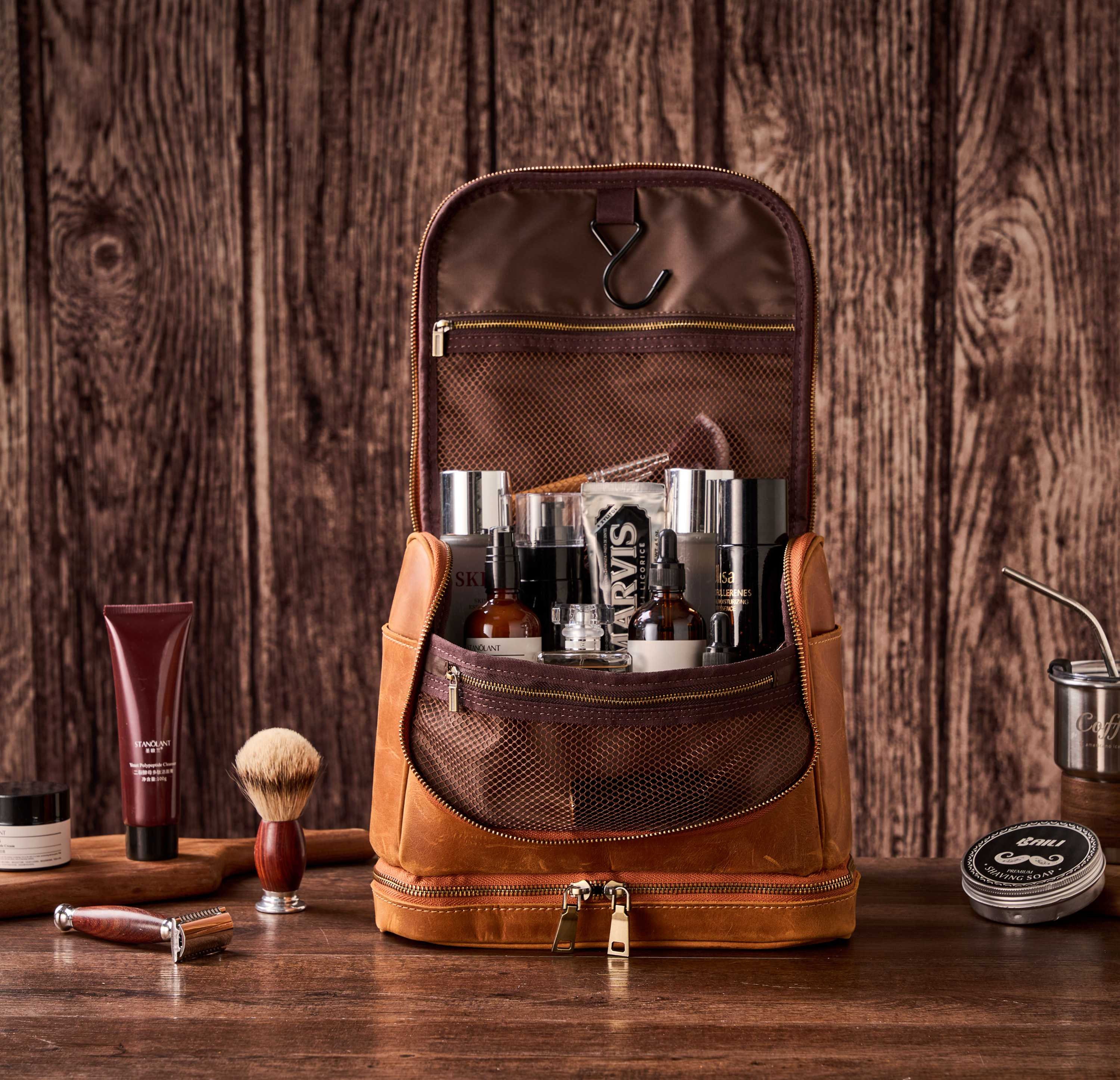 Personalized Groomsmen Gift,Waterproof Leather Toiletry Bag, Hanging Leather Dopp Kit, Men's Shaving Kit, Groomsman Gift, Christmas Day Gift