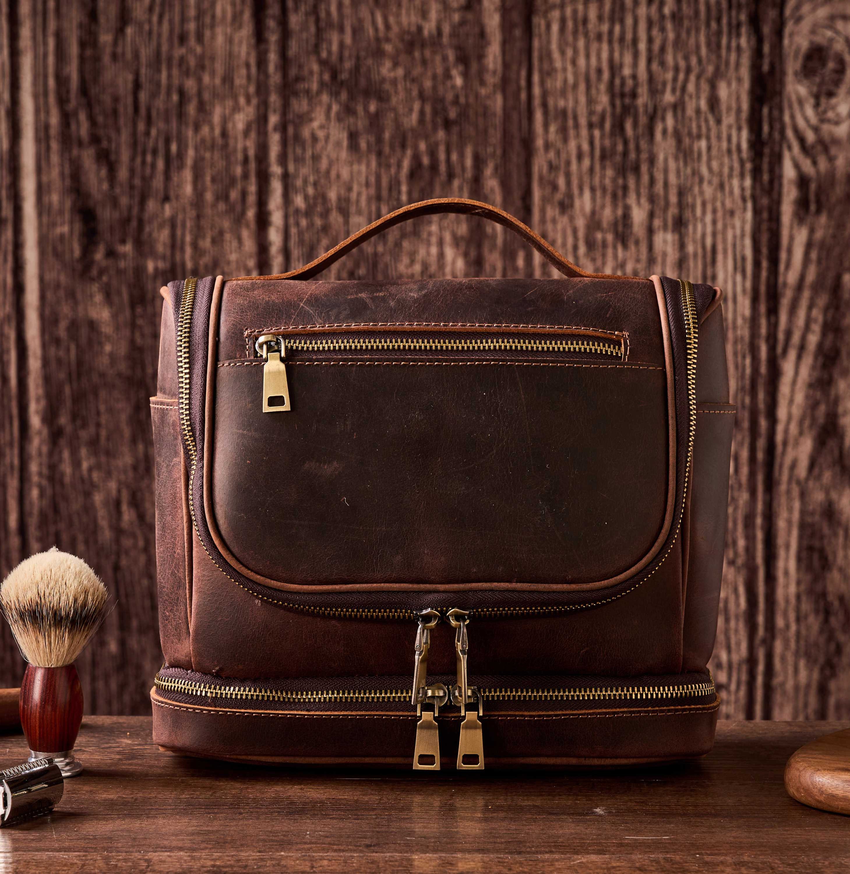 Personalized Groomsmen Gift,Waterproof Leather Toiletry Bag, Hanging Leather Dopp Kit, Men's Shaving Kit, Groomsman Gift, Christmas Day Gift