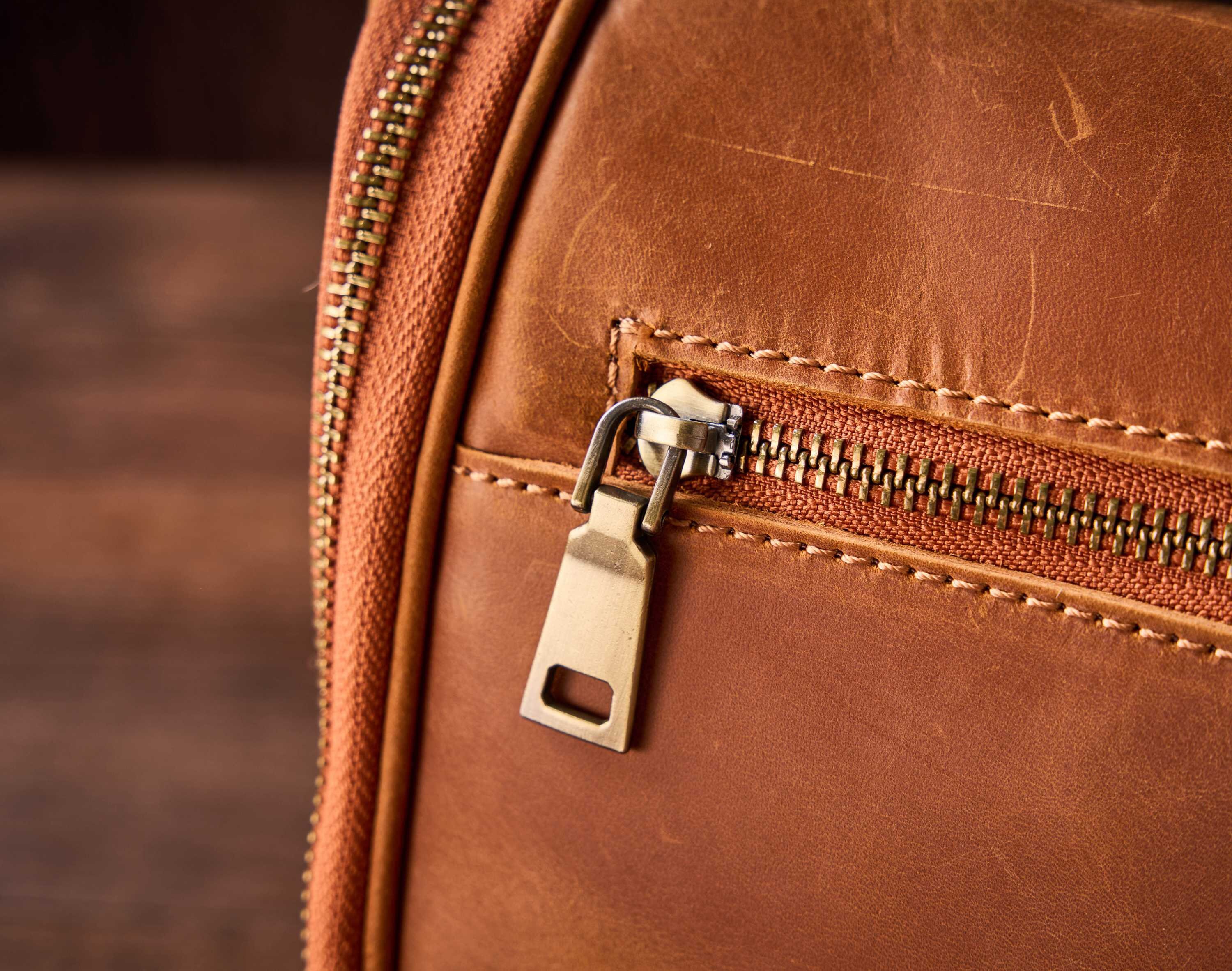 Personalized Groomsmen Gift,Waterproof Leather Toiletry Bag, Hanging Leather Dopp Kit, Men's Shaving Kit, Groomsman Gift, Christmas Day Gift