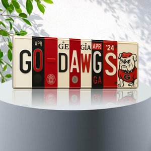 Go Dawgs License Plate Sign – Georgia Bulldogs Metal Wall Art | UGA, Red & Black Fan Cave, Dorm and Game Day Decor (16×6)