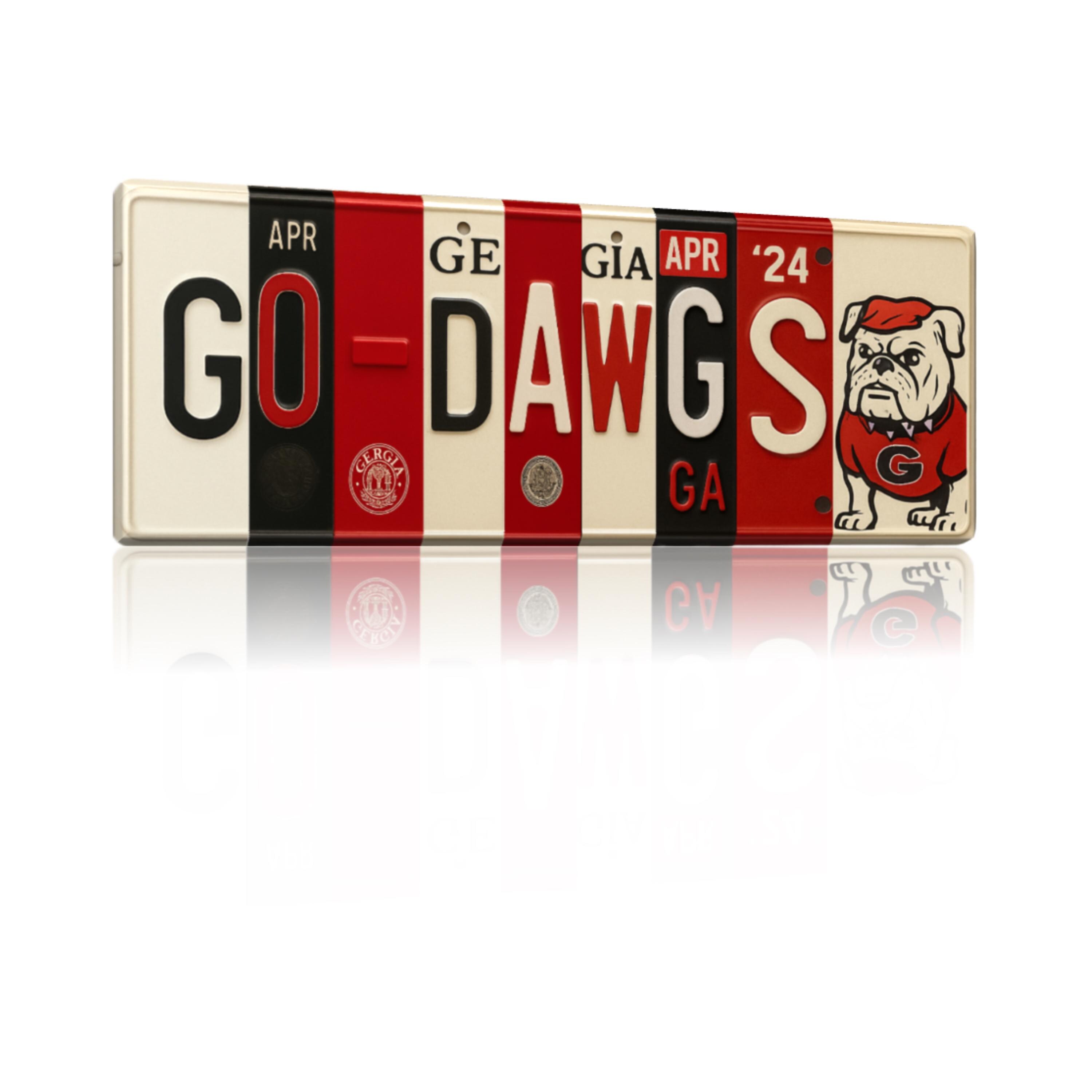 Go Dawgs License Plate Sign – Georgia Bulldogs Metal Wall Art | UGA, Red & Black Fan Cave, Dorm and Game Day Decor (16×6)