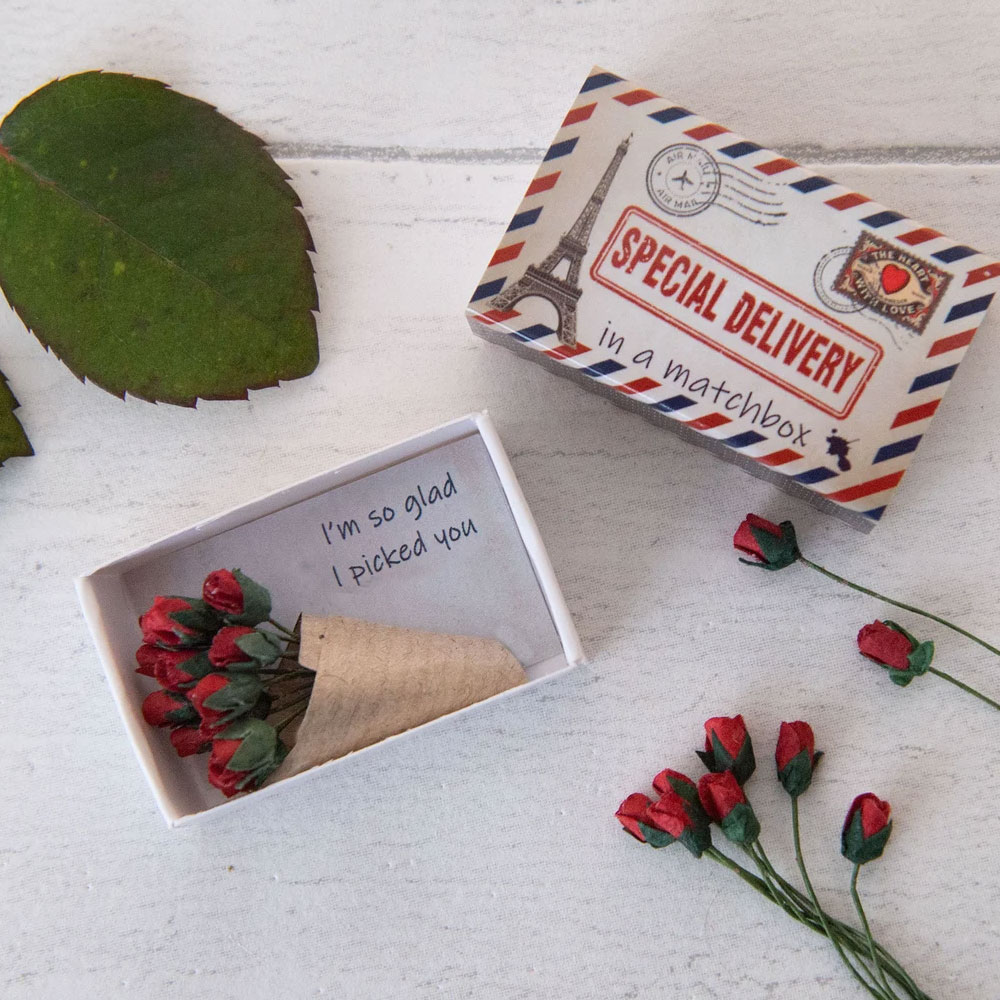 Gift For Partner, A Dozen Red Paper Roses Miniature Bouquet In A Matchbox, Love Token, Valentines Gift For Her, Alternative Valentines Card