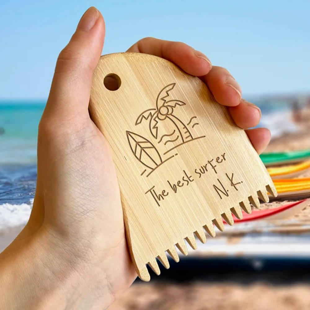 Personalized Surf Wax Comb with Engraving Name, Bamboo Surfboard Wax Remover Scraping Tool for Men, Surfing Accessories, Surfer Gift for Surfing Lover