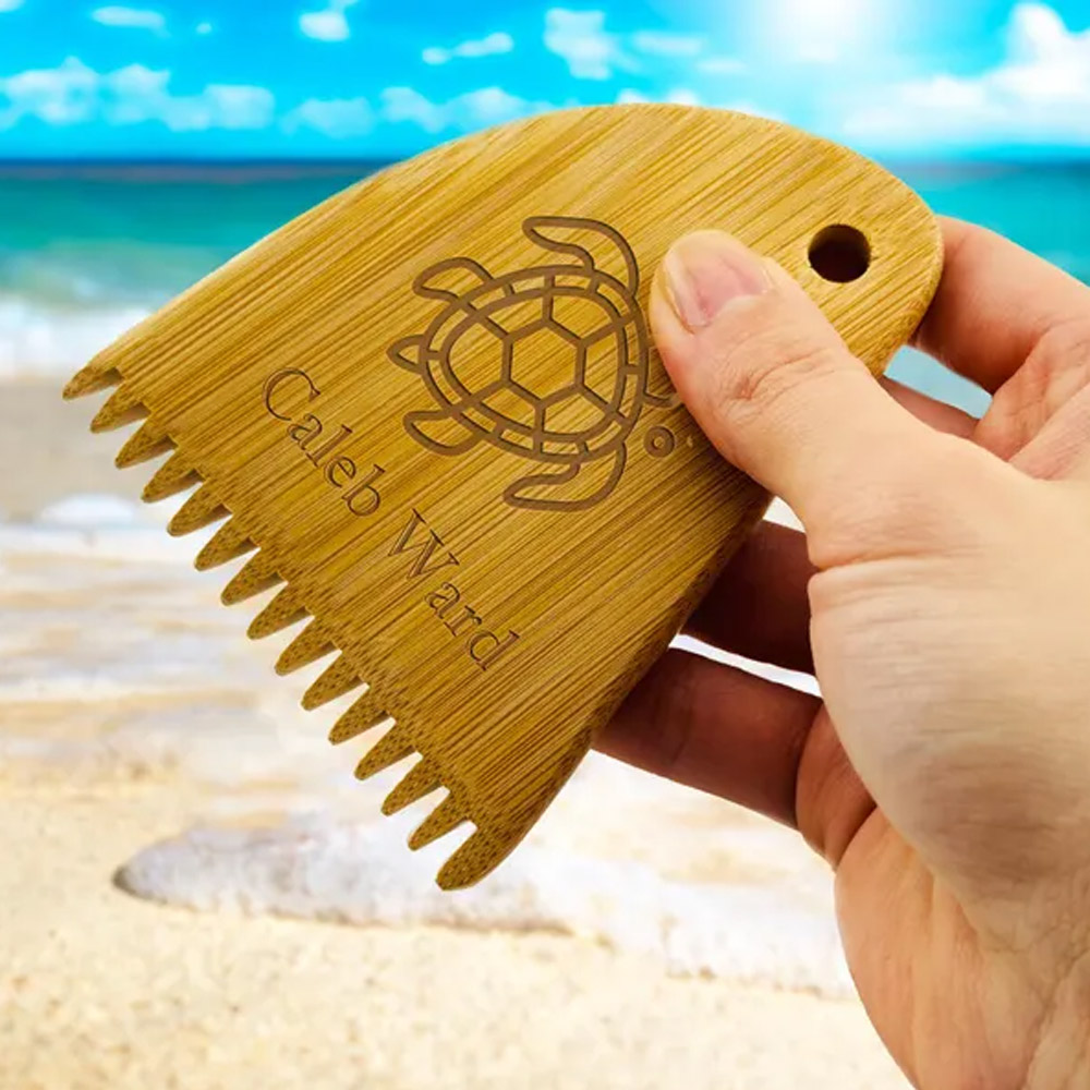 Personalized Surf Wax Comb with Engraving Name, Bamboo Surfboard Wax Remover Scraping Tool for Men, Surfing Accessories, Surfer Gift for Surfing Lover