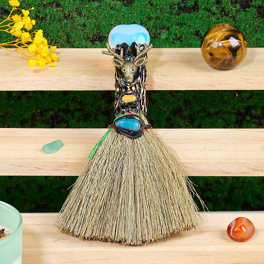 Natural Crystal Magic Broom, Mini Witch Broom, Crystal Witch Wiccan Altar Broom, Magic Ceremony Decor, Handmade Reiki Broomstick for Cleansing Healing Fengshui