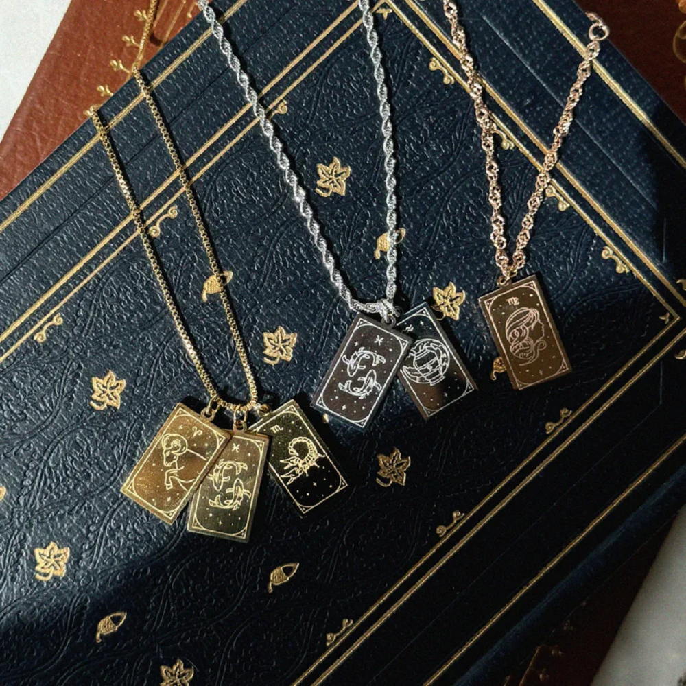 Personalized Zodiac Sign Necklace Best Friend Gift Star Signs Necklace Leo Birthday Gift Tarot Card Necklace Astrology Celestial Jewelry