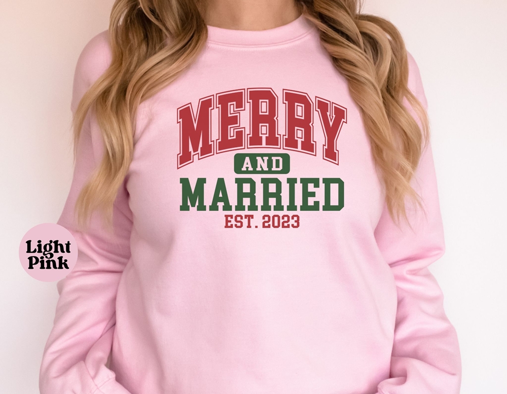 Personalized Merry and Married Matching Couple Sweatshirts, First Christmas Married in 2024 Newly Wedding Gift, Christmas Gift for Couple