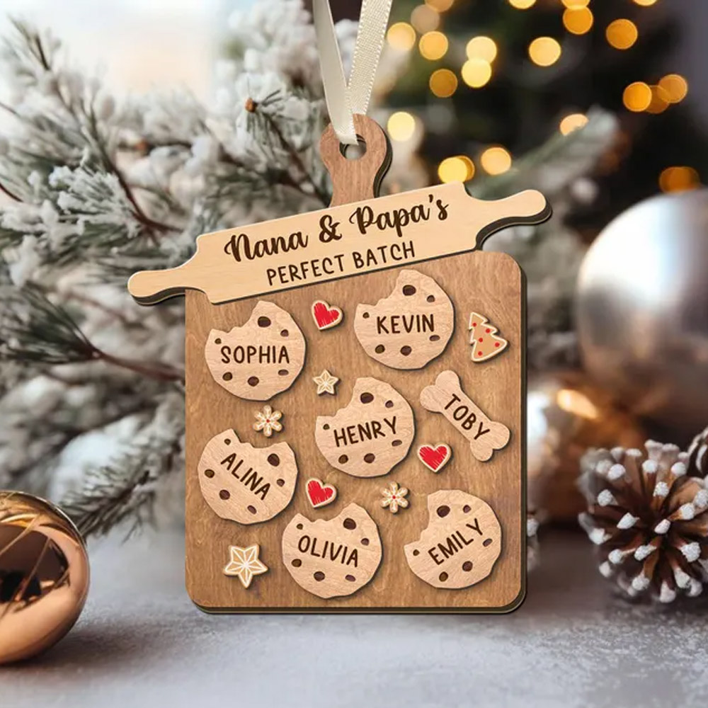 Personalized Family Cookie Christmas Tree Ornament with Name, Mini Vintage Cookie Board Decorations, Gift for Grandparents, Gifts for Nana, Gift for Woman