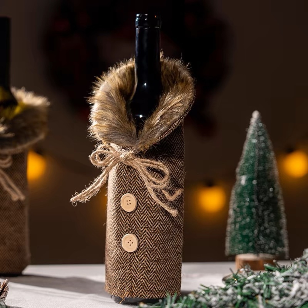 Christmas Theme Insulated Bottle Cover, Unique Design for Gifts and Family Time