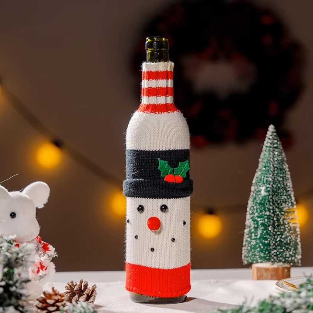 Christmas Theme Insulated Bottle Cover, Unique Design for Gifts and Family Time