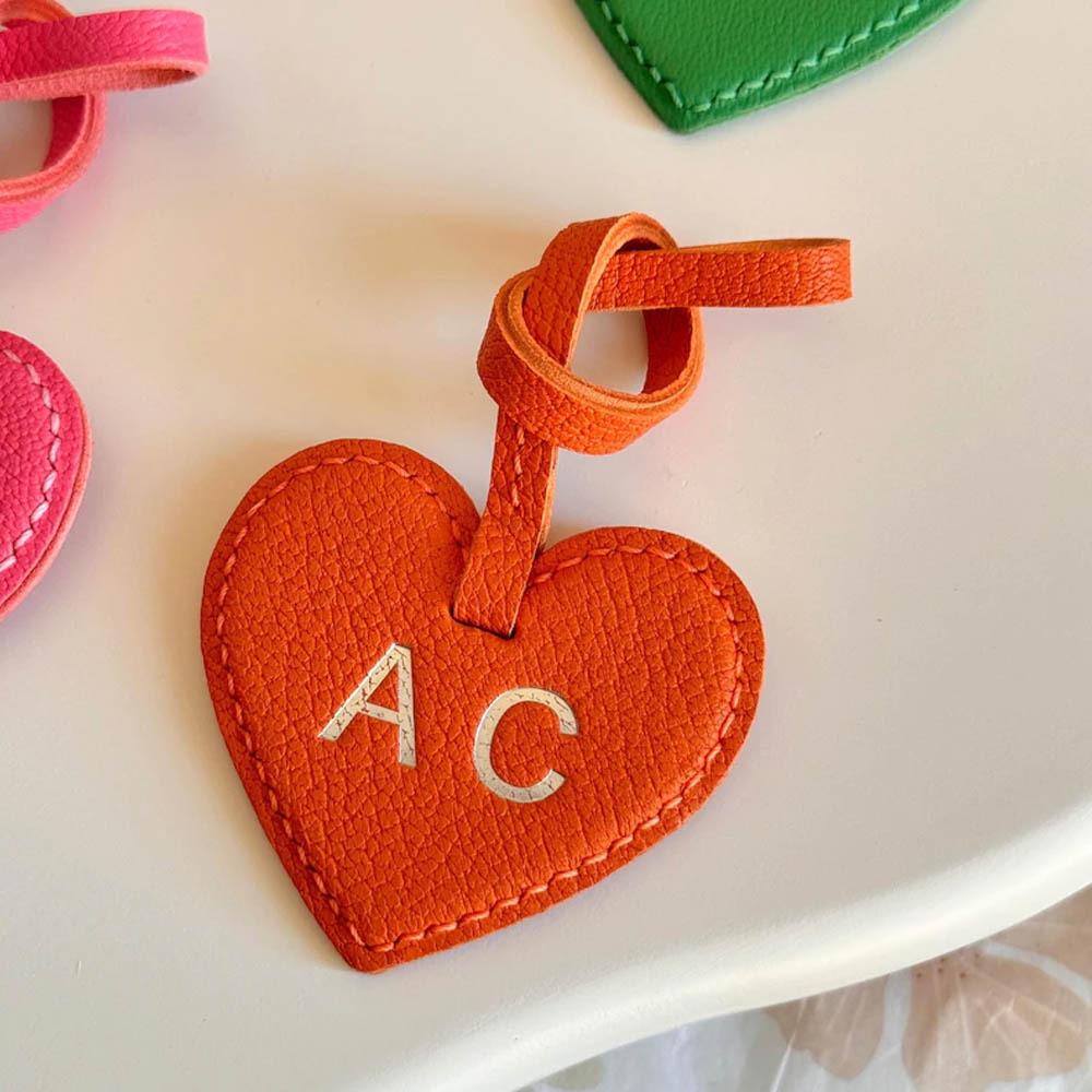 Personalized Genuine Leather Heart Bag Charm, Custom Purse Accessories, Cute Leather Keychain, Christmas gifts for Friends/Bridesmaids/Mom