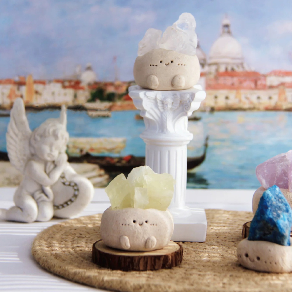 Custom Crystal Aromatherapy Diffuser Ornaments, Handmade Crystal Raw Stone, Improve Body Energy Crystal, Gifts for Friends