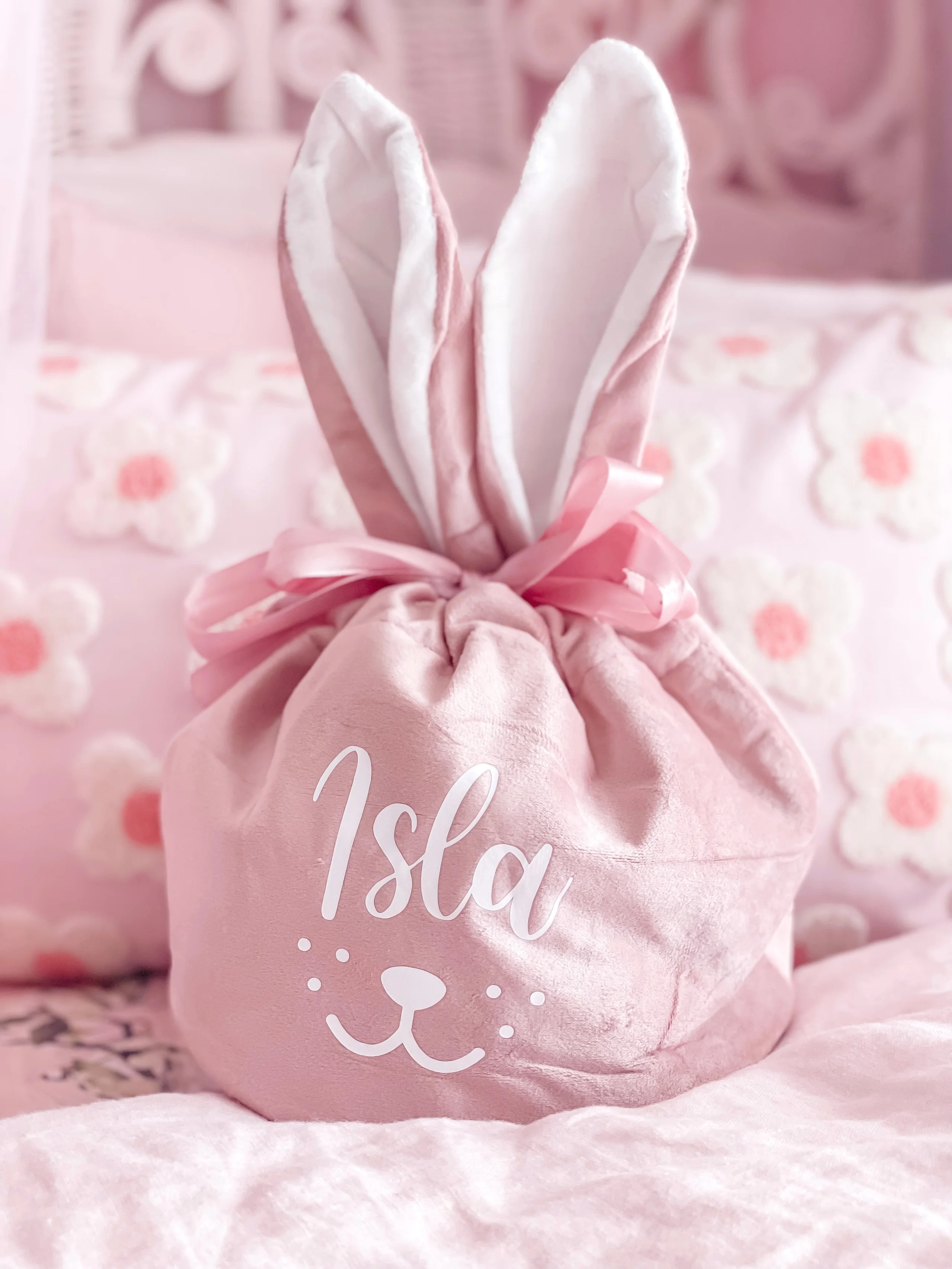 💕BUY MORE SAVE MORE💕Easter Bunny Personalised Velvet Gift Bag