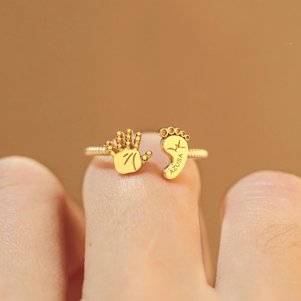 Personalisierter Baby-Namensring, Personalisiertes Geschenk zum ersten Muttertag für neue Mama, Gravierter Andenkenschmuck für Neugeborene, Mehrere Materialoptionen