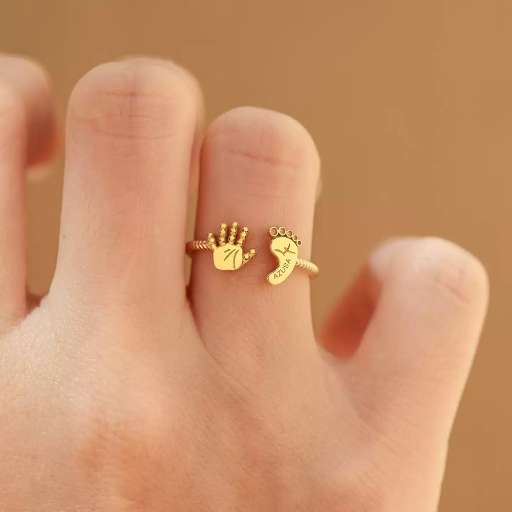 Personalisierter Baby-Namensring, Personalisiertes Geschenk zum ersten Muttertag für neue Mama, Gravierter Andenkenschmuck für Neugeborene, Mehrere Materialoptionen