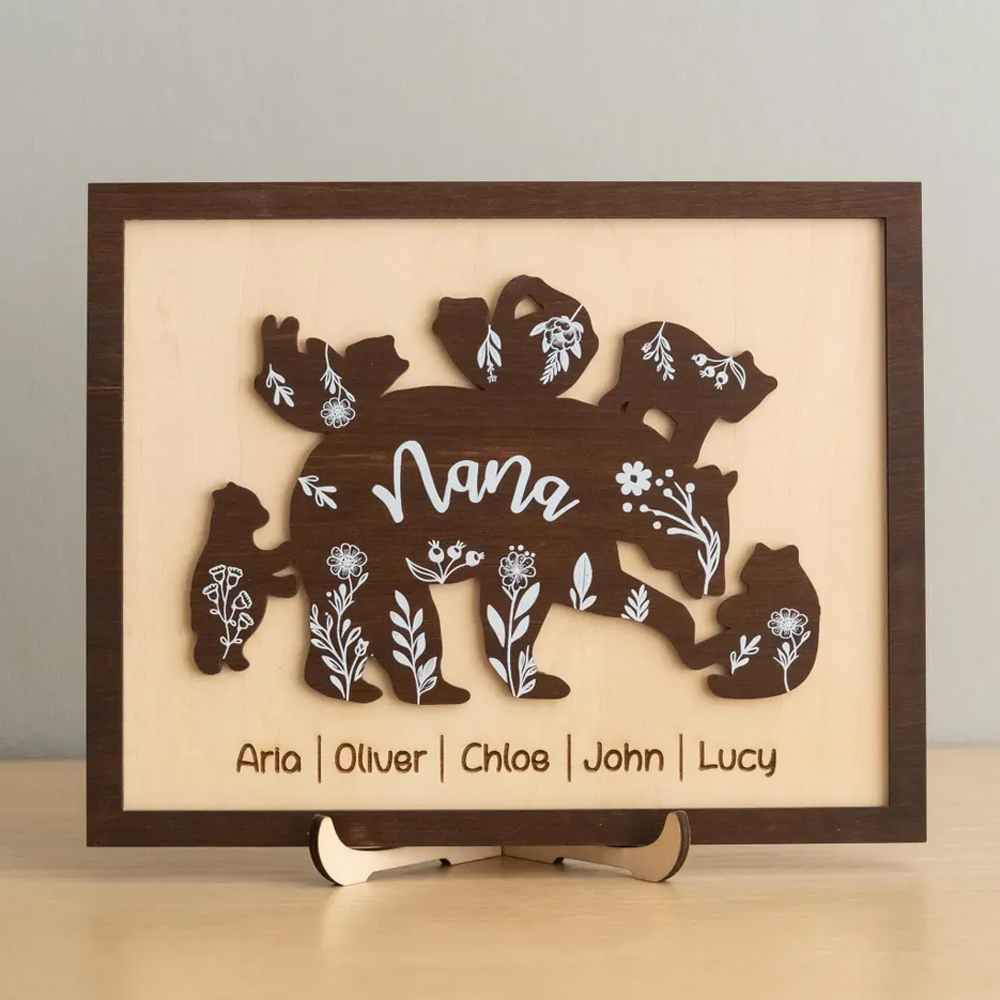 Custom 1-5 Names Mama Bear & Cubs Sign with Bracket, Wooden Floral Family Sign Plaque, Home Decor, Birthday/Mother's Day Gift for Mom/Grandma/Family