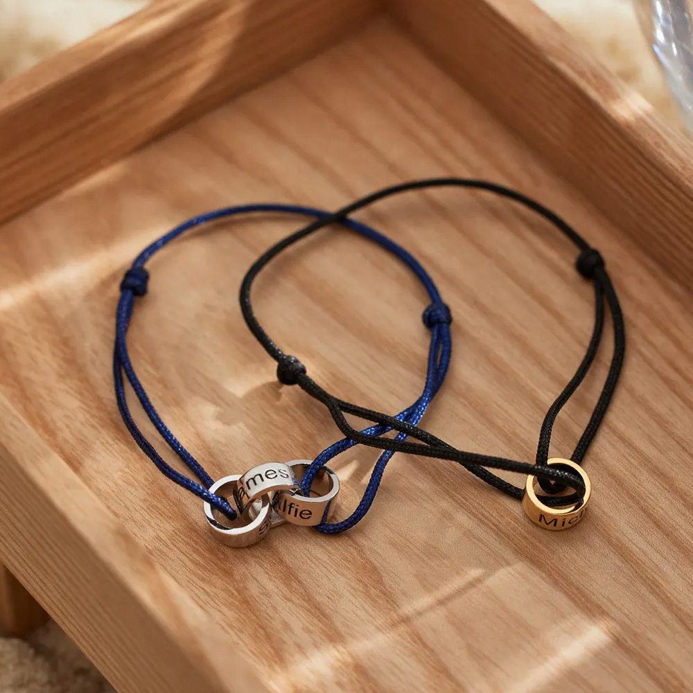 Personalized Interlocking Ring Bracelet