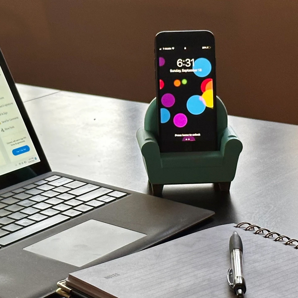 3D Printed Mini Sofa Phone Stand, Colorful Chair-Shaped Phone Holder, Cute Phone Accessories, Home Desk Decor, Birthday Gift for Family/Friends/Her