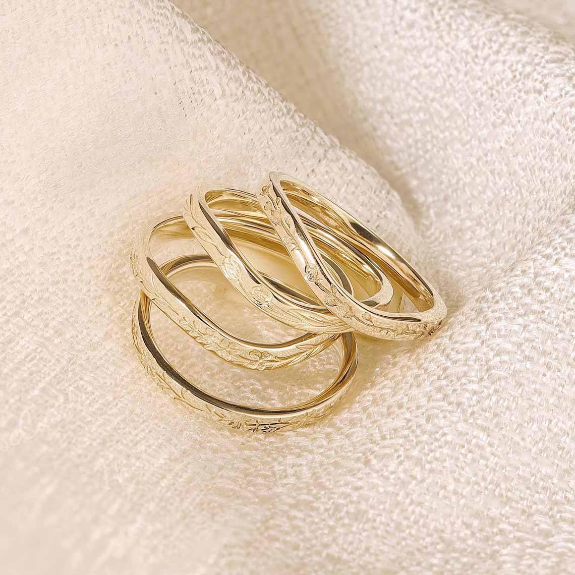 Bague de naissance personnalisée avec fleur gravée, bague florale en argent sterling 925, bijou délicat pour femme, cadeau d'anniversaire pour mère/grand-mère/épouse
