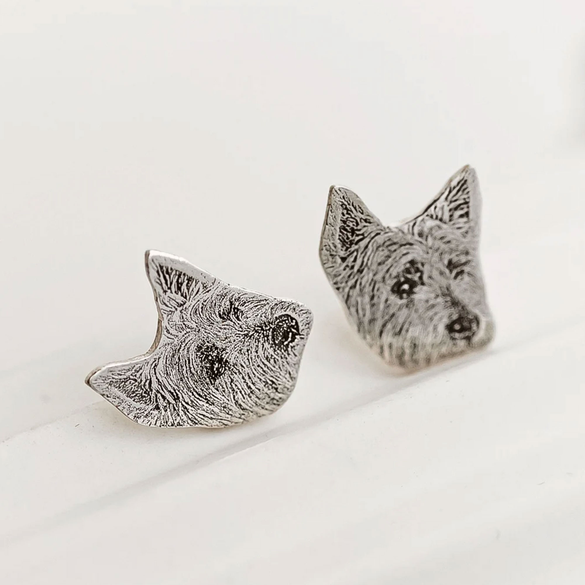 Personalized Pet Photo Earrings, Sterling Silver 925 Engraved Pet Portrait Earrings, Pet Memorial Jewelry, Birthday Gift for Her/Pet Lovers/Owners