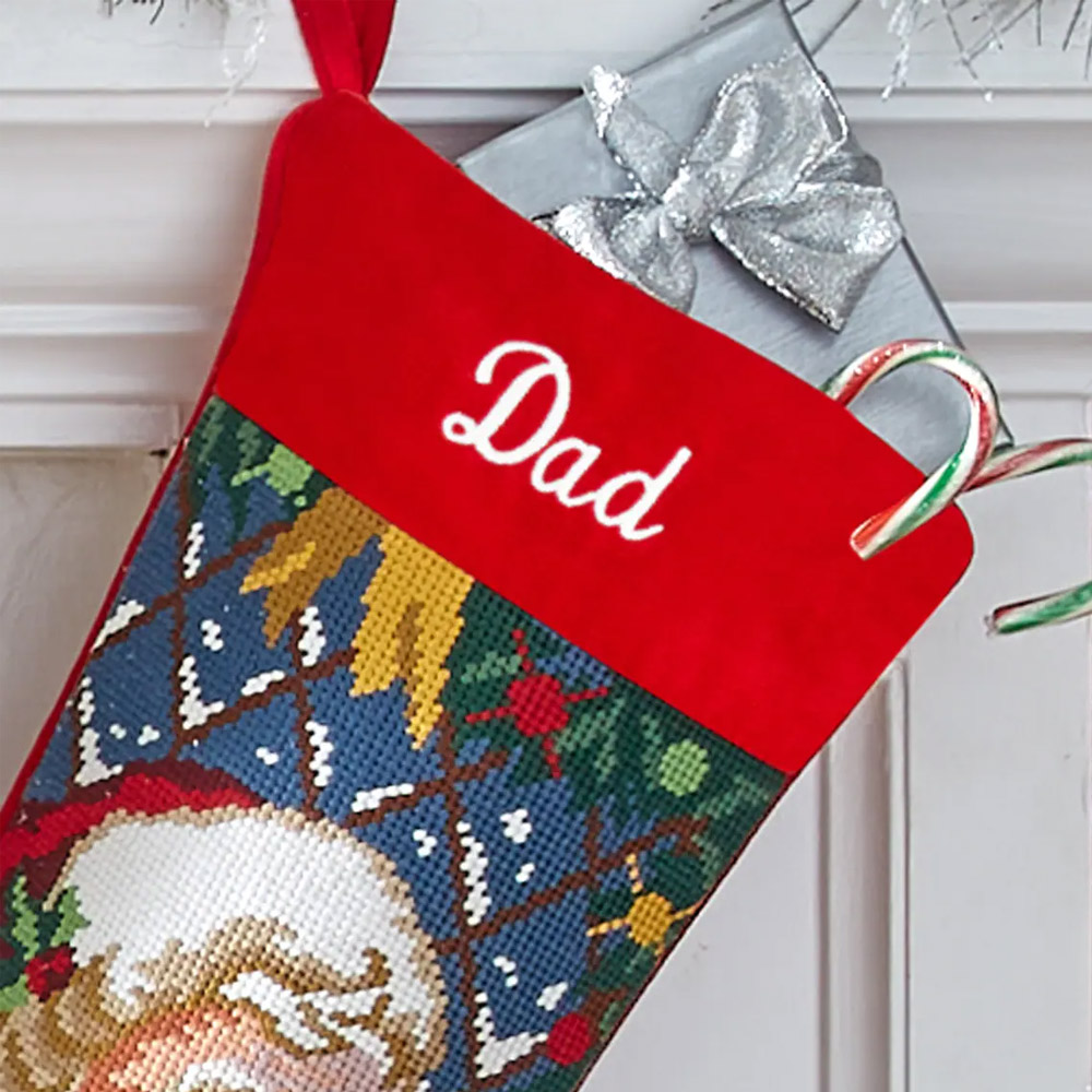 Personligt namnbroderad traditionell lantlig julstrumpa, nålspetsad familjestrumpa, festgåva, julklapp för familj/barn