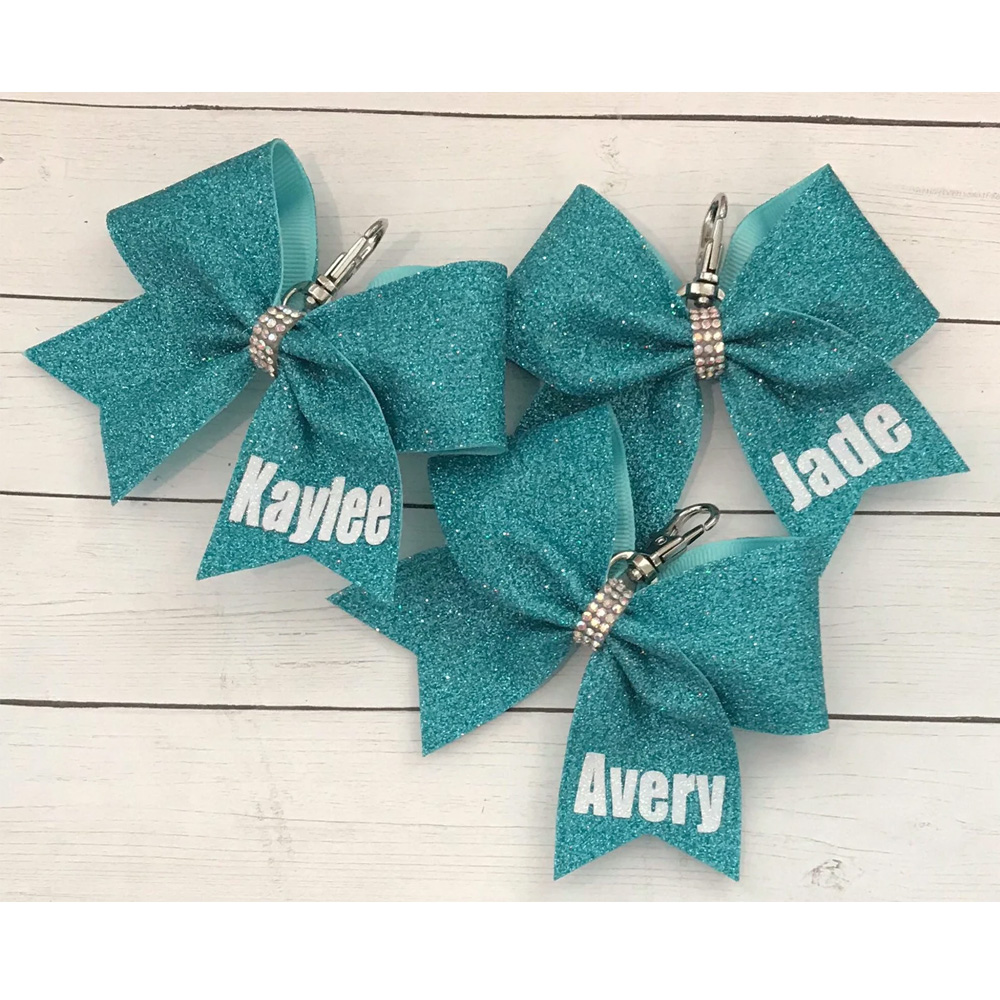 Personlig glitter cheerleader-nyckelring med rosett och namn, namnberlock till ryggsäck med karabinlås, säsongsavslutningspresent/födelsedagspresent till cheerleaders/vänner/flickor