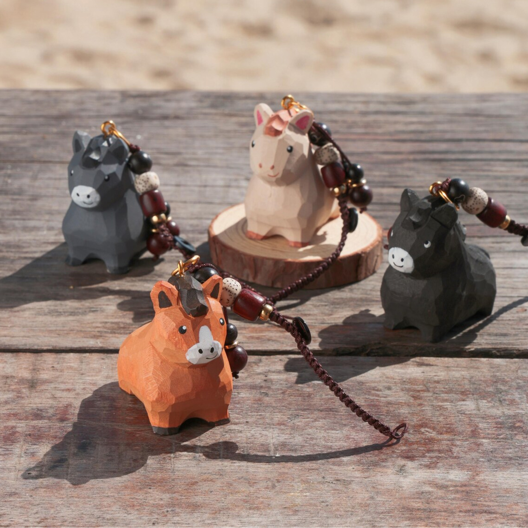 Handmade Wooden Horse Beaded Keychain, Carved Horse Charm, Bag Accessory, Christmas Ornament, Gift for Horse Lovers/Equestrians/Riders