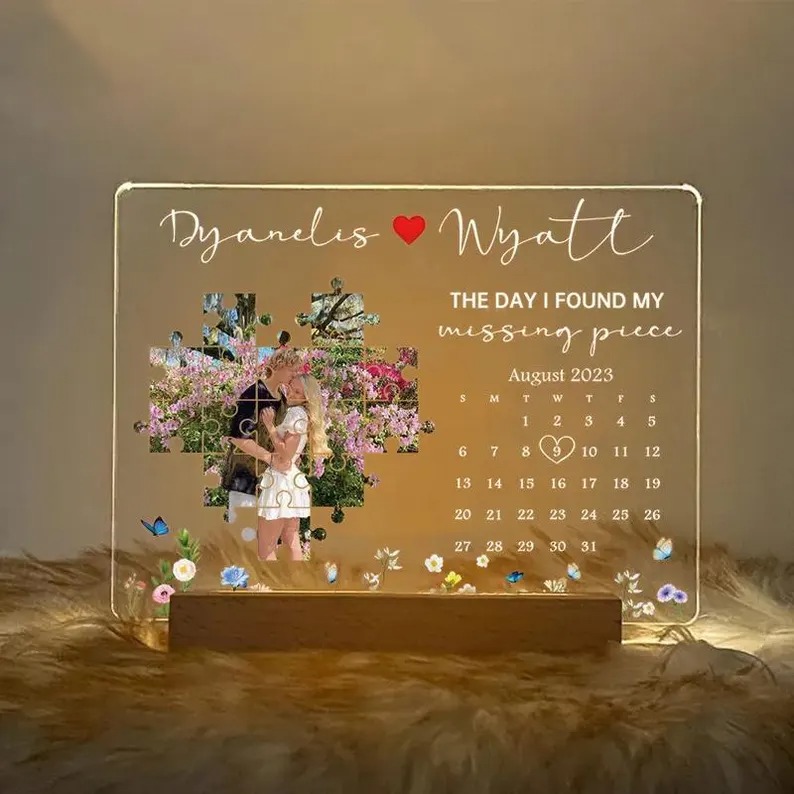 🧩Free Personalization🧩Custom LED Light Frame, Personalized Romantic Gift for Valentine’s Day, Weddings, Anniversaries