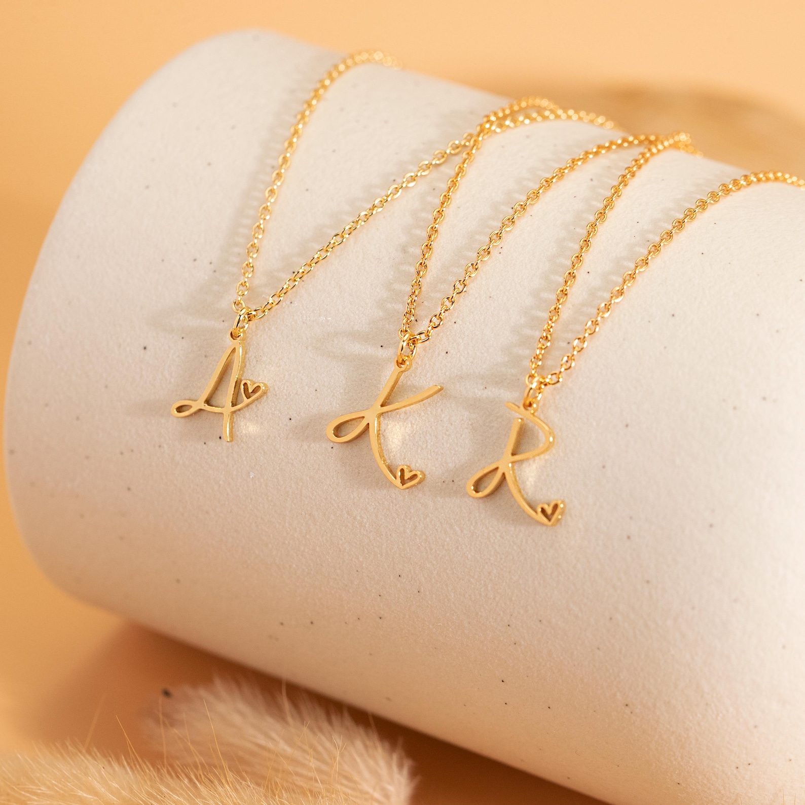 Personalised Alphabet Necklace, Minimalist Sterling Silver 925 Single Letter Pendant Necklace, Valentine's Day/Mother's Day Gift for Her/Wife/Mom