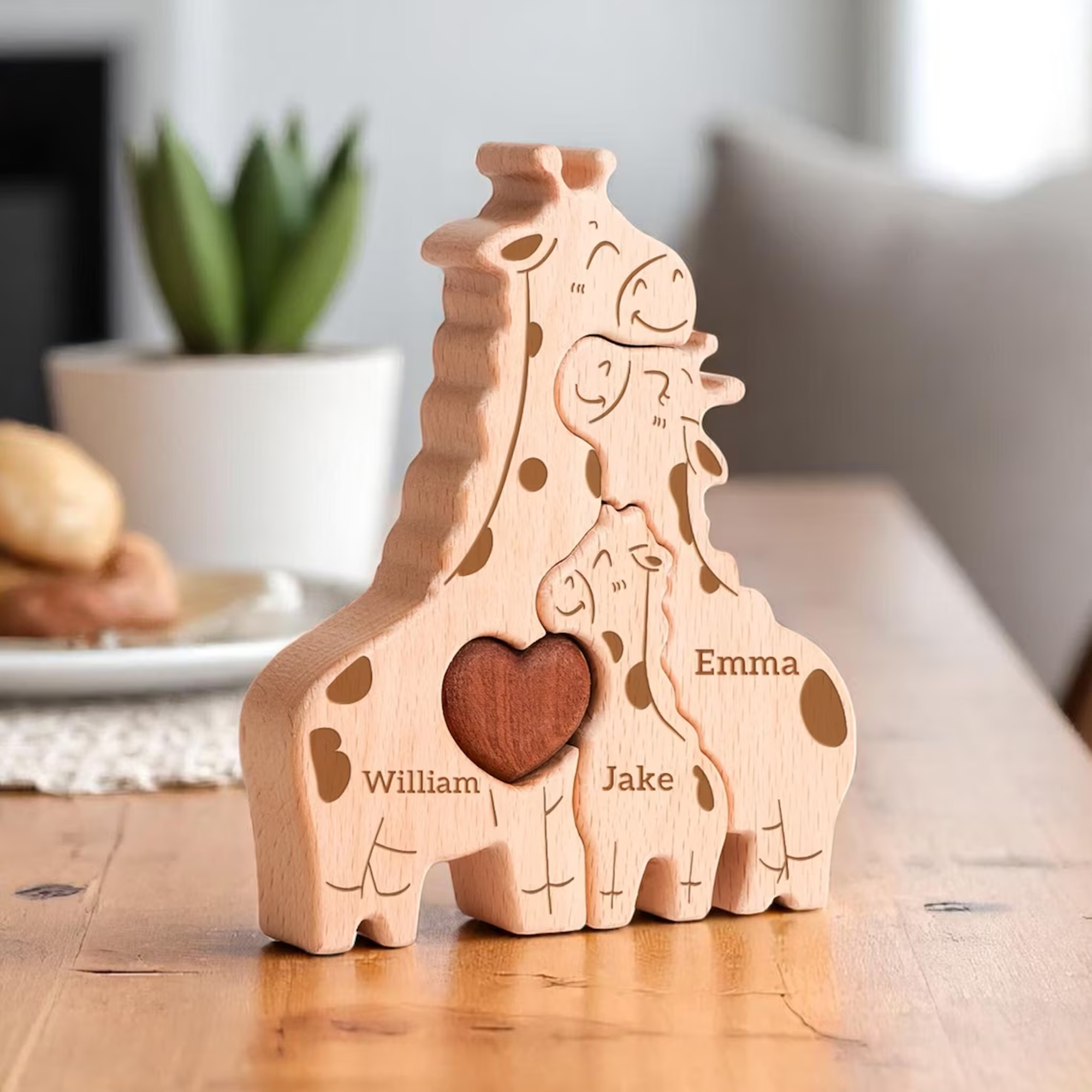 Personalized Giraffe Family Puzzle with 2-5 Names & Heart, Wooden Table Sign, Family Keepsake, Mother's Day/Birthday Gift for Mom/Grandma/Family