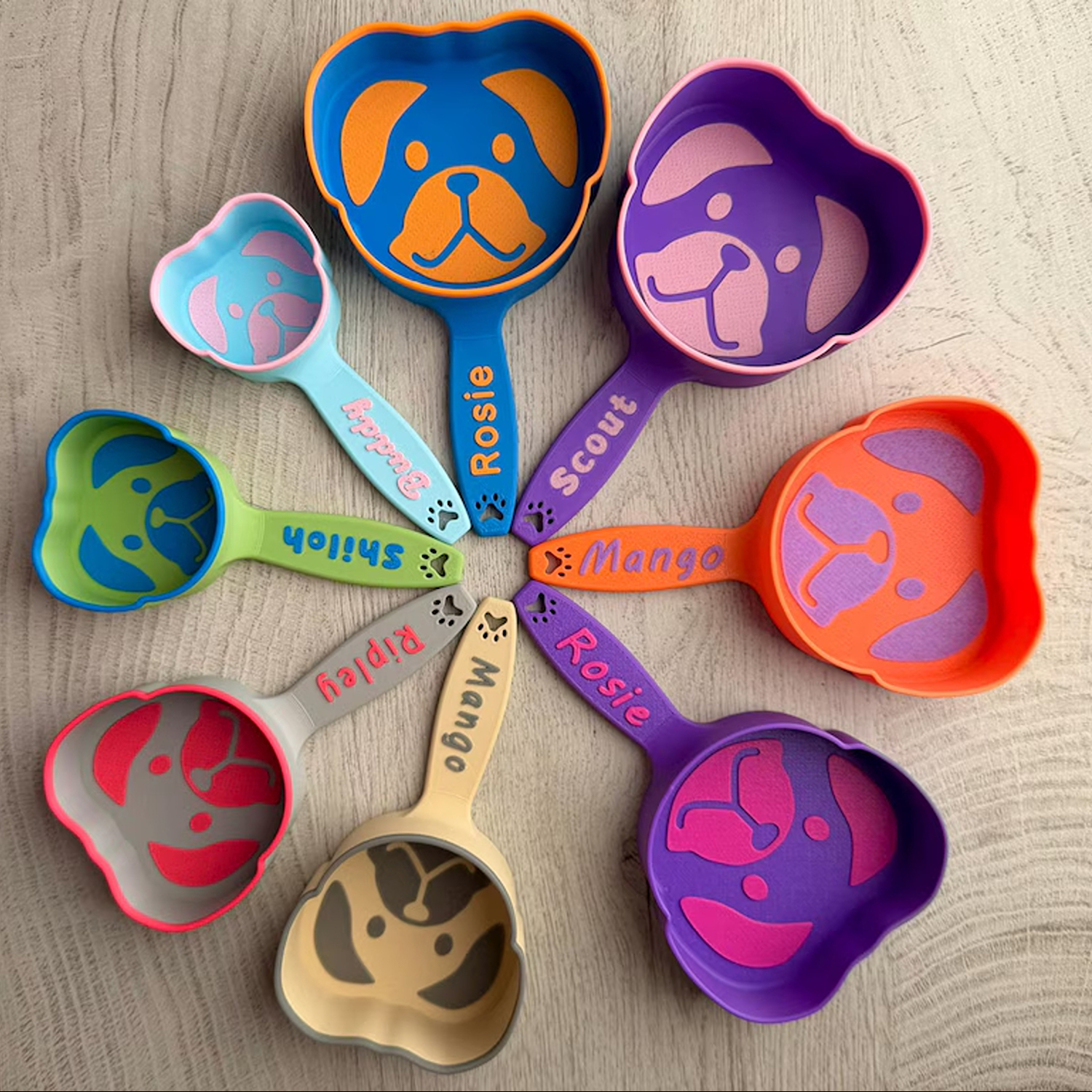 Personalized Dog Food Scoop with Name, 3D Printed Pet Kibble 1/4 Cup to 1 Cup Measuring Cup, Ergonomic Food Dispenser, Gift for Dog Mom/Pet Owners