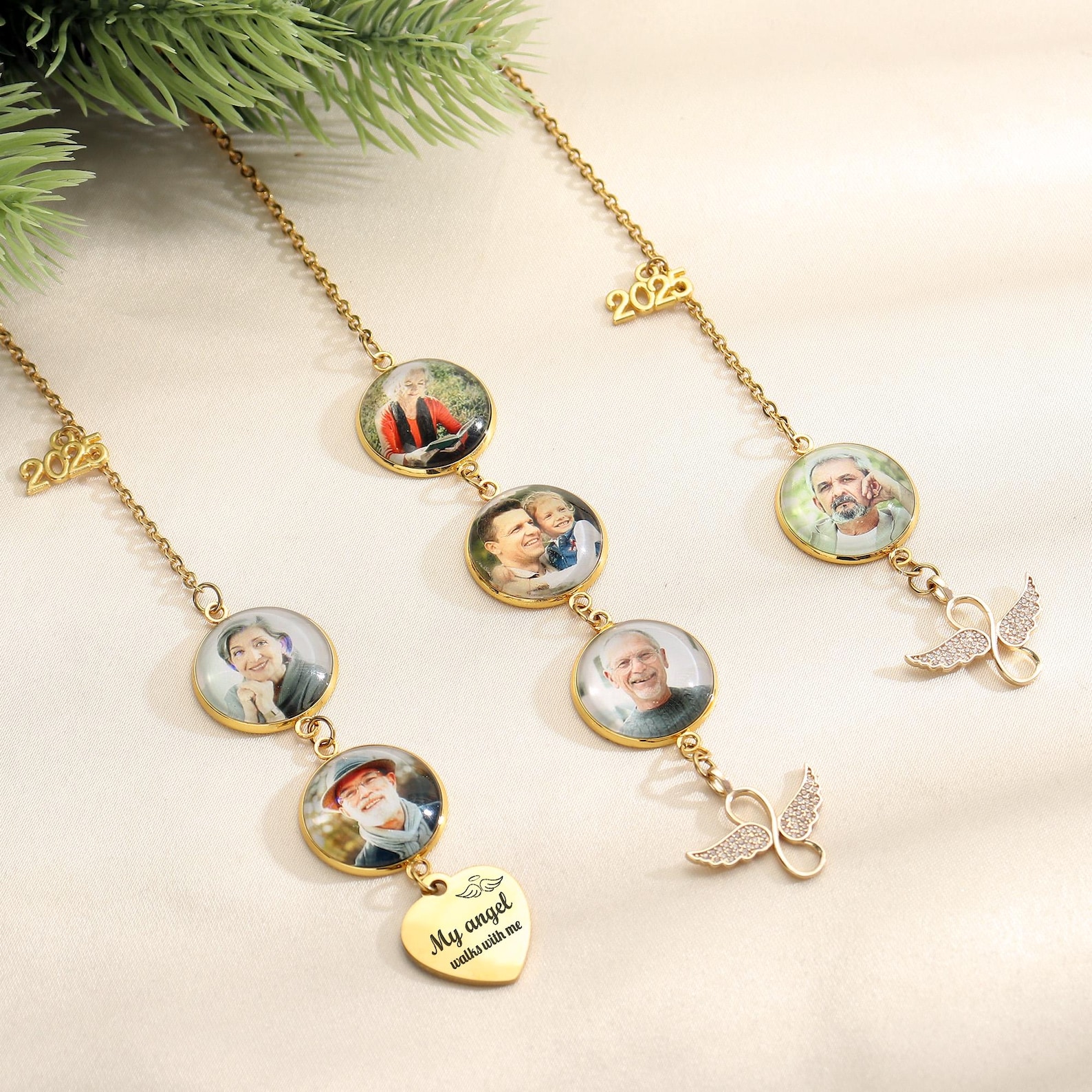 Personalized Photo Graduation Tassel Charm with Angel Wings, Grad Hanging Heart Pendant for Cap, Memorial/Graduation Gift for Graduates/Family/Teens