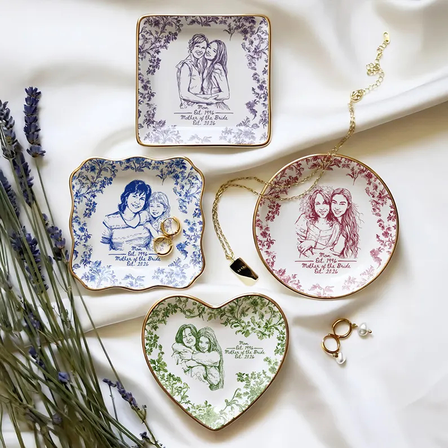Personalized Mother of the Bride Portrait Toile De Jouy Jewelry Dish, Ceramic Artistic Trinket Tray, Birthday/Mother's Day/Wedding Gift for Mom/Family