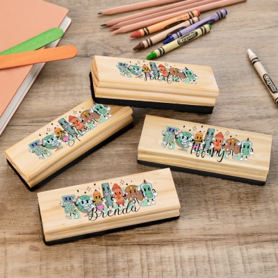 Règle de crayon avec nom personnalisé, gomme pour tableau noir avec deux marqueurs, gomme et marqueurs en bois, cadeau d'appréciation/de rentrée scolaire pour les enseignants