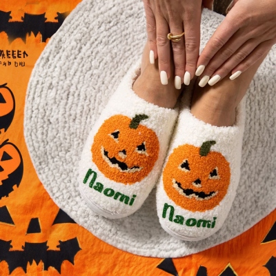 Personalized Cute Halloween Pumpkin Slippers with Name, Handcrafted Plush Indoor Slippers, Halloween Accessory, Halloween Gift for Women/Sister/Her