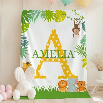 Personalized Name & Initial Flannel/Sherpa Blanket, Cartoon Animal/Ball Theme Blanket, Home Decoration, Birthday/Christmas Gift for Kids/Boys/Girls