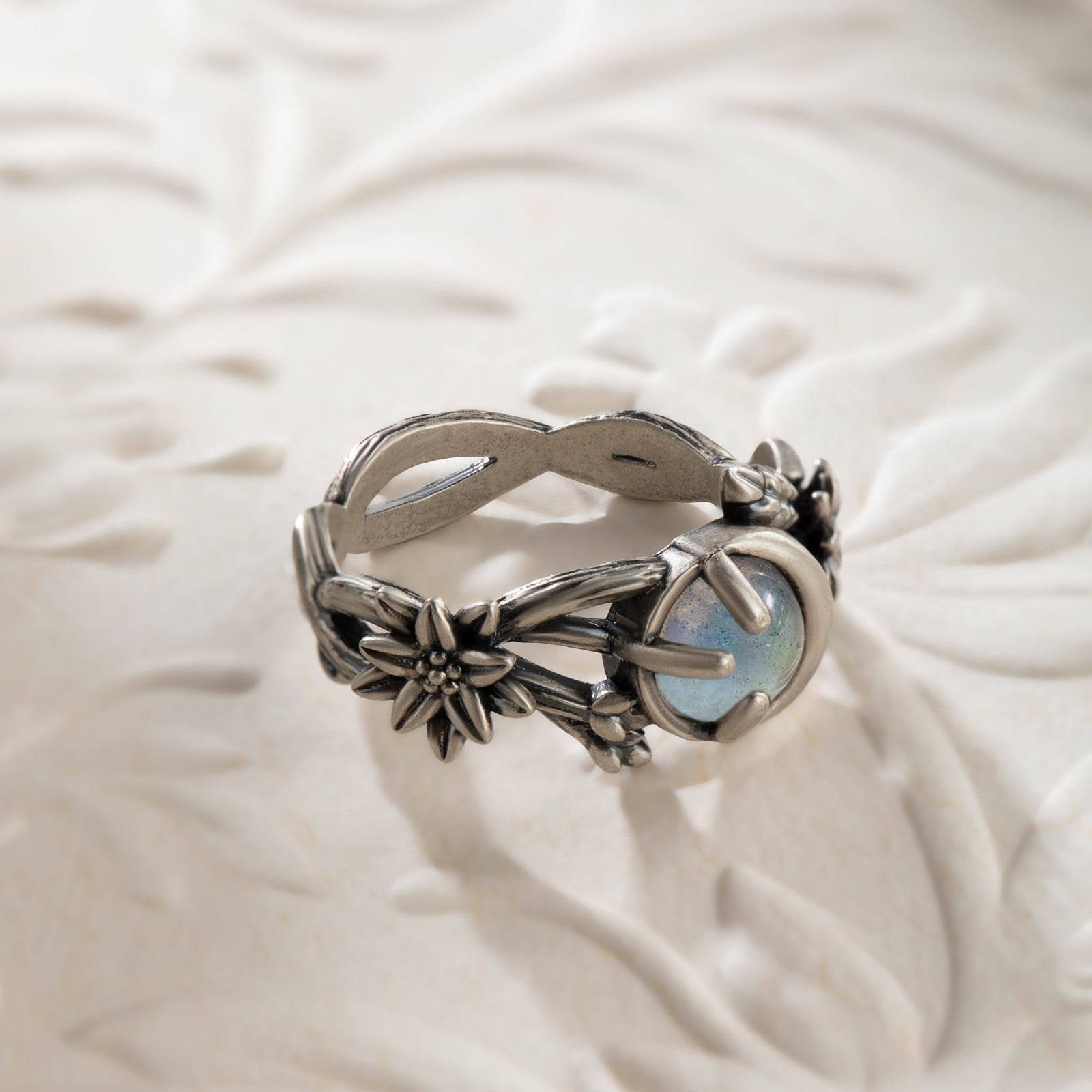 women ring