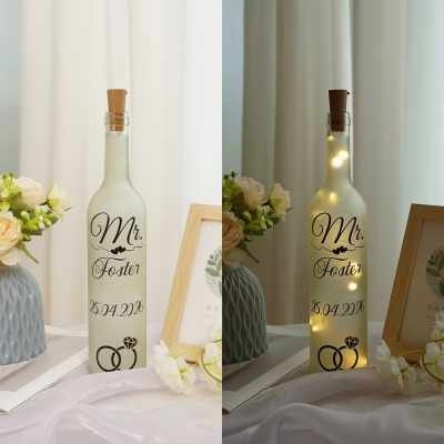 Personalized Name Mr & Mrs Light-Up LED Wine Bottle Light, Rustic Wedding Table Decoration, Anniversary/Engagement/Wedding Gift for Newlyweds/Couples