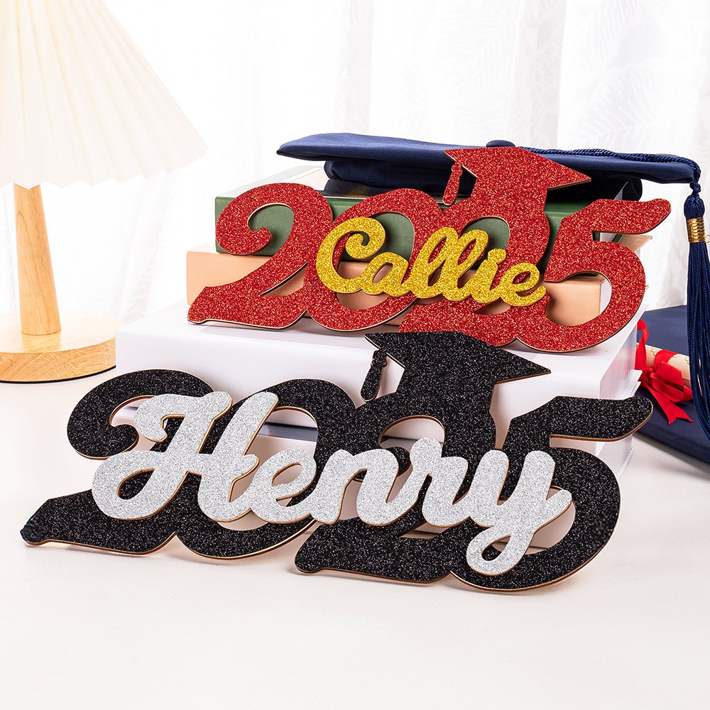 Custom 2025 Glitter Graduation Photo Prop, Wooden Graduation Sign with Name Senior Party Decoration/Dormitory Decoration, Graduation Gift