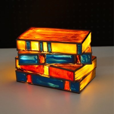 Personalized Book Title Stacked Books Night Light, Vintage Resin Book Lamp for Library/Reading Nook/Bookshelf/Book Club, Gift for Book Lovers/Readers